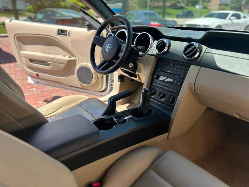 2005 Ford Mustang