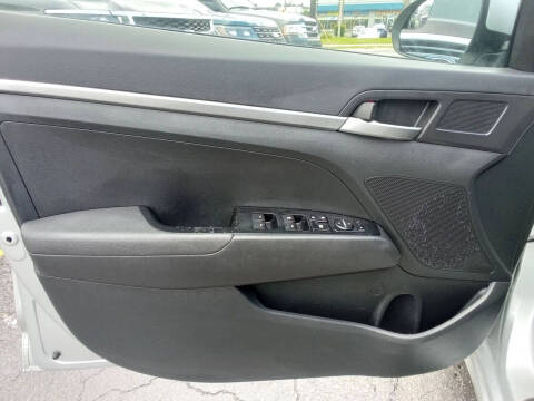 2019 Hyundai Elantra