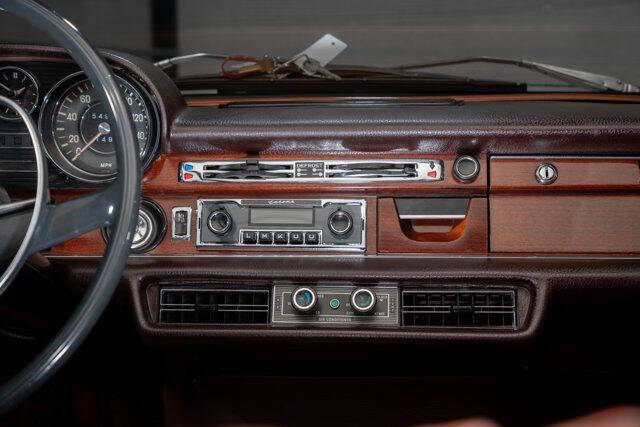 1973 Mercedes-Benz 280-Class