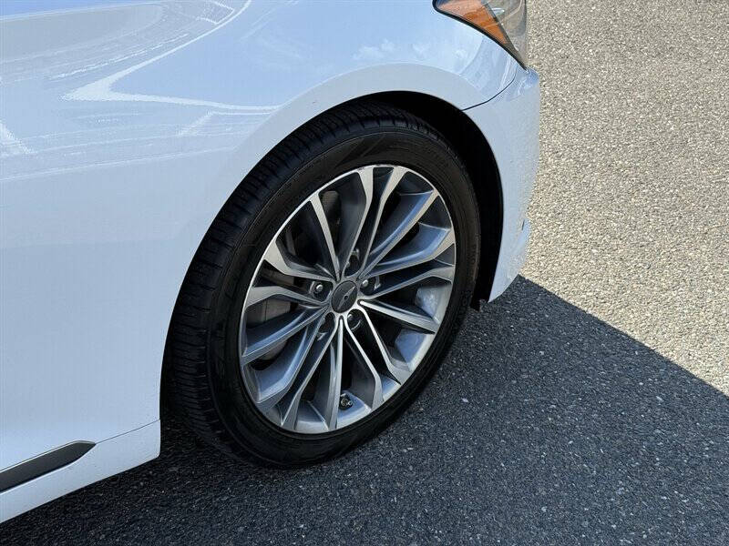 2015 Hyundai Genesis