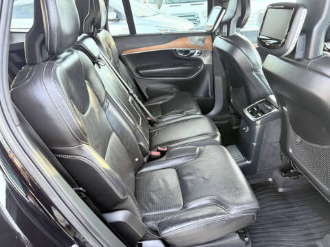 2016 Volvo XC90 T8 eAWD Inscription