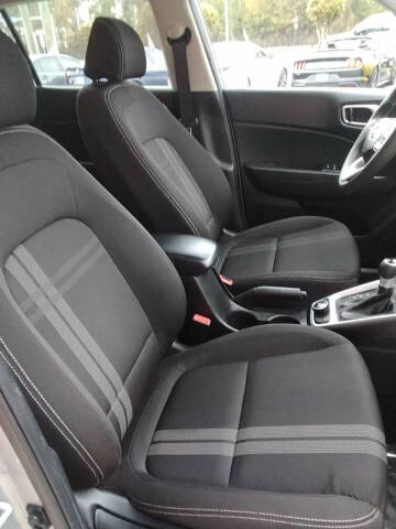 2020 Hyundai Venue SEL