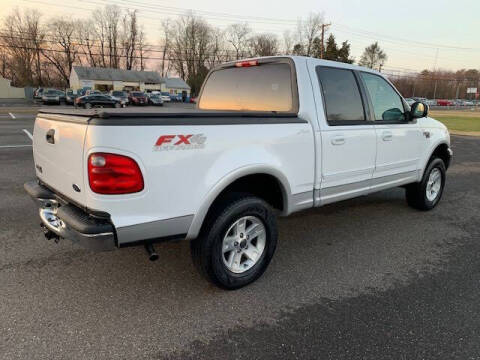 2003 Ford F-150 Lariat