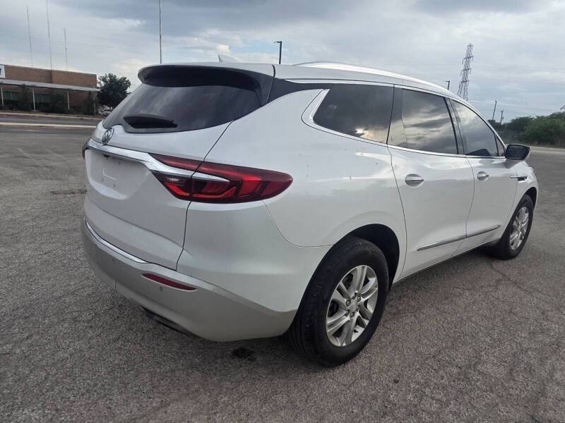 2021 Buick Enclave Essence