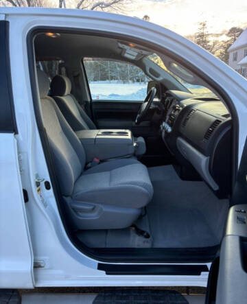 2011 Toyota Tundra Grade