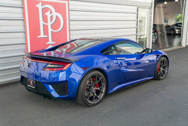 2017 Acura NSX 49