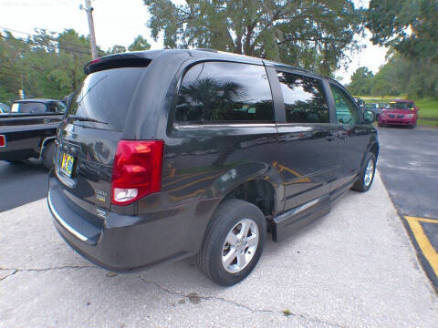 2011 Dodge Grand Caravan Crew