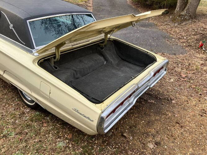 1966 Ford Thunderbird