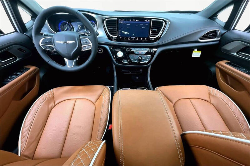 2026 Chrysler Pacifica Pinnacle