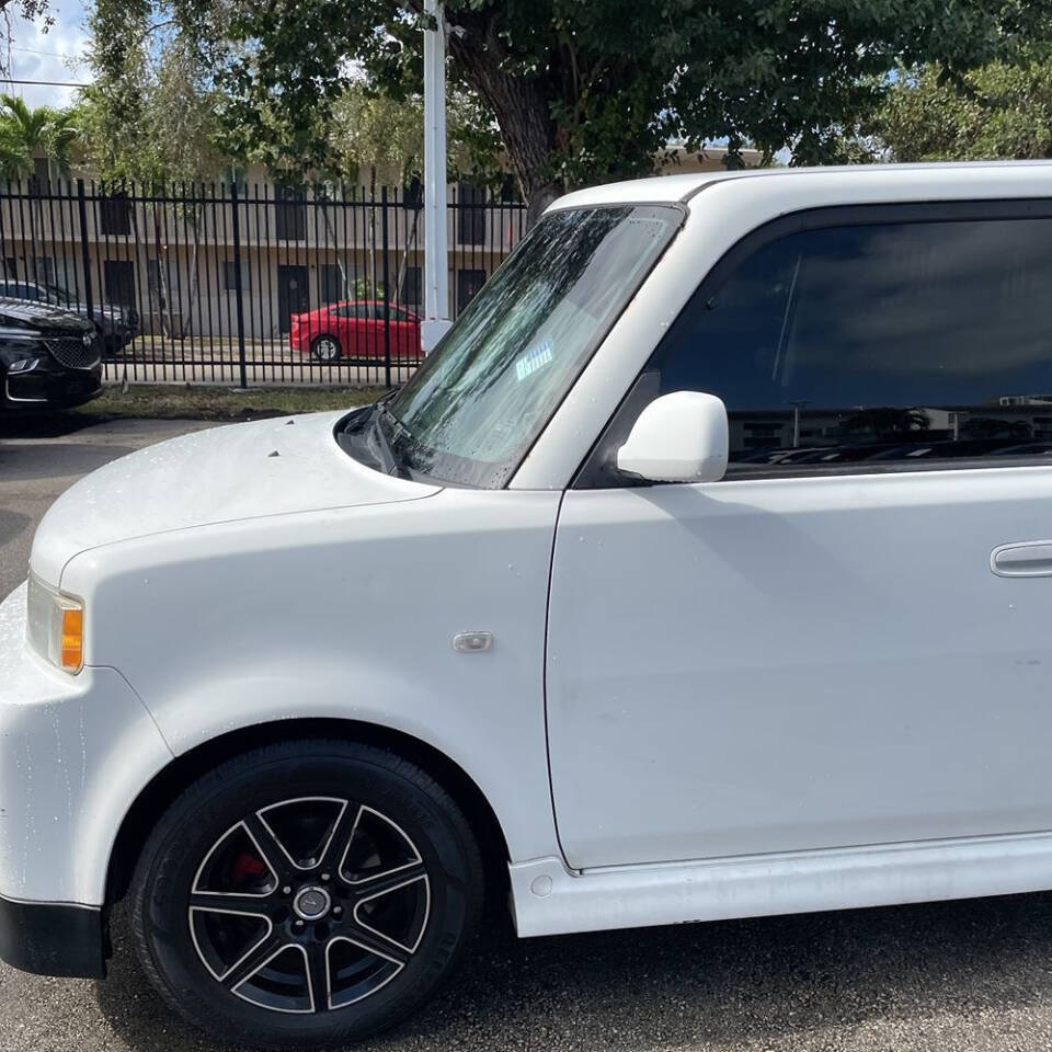 2006 Scion xB Base photo 6