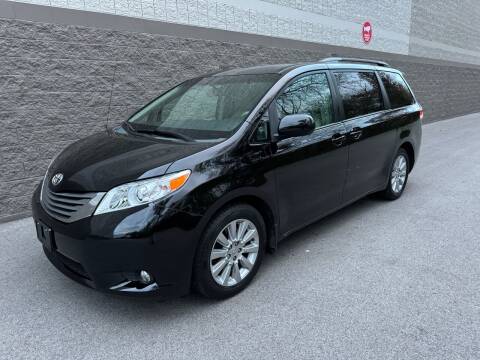 2012 Toyota Sienna for sale at Kars Today in Addison IL