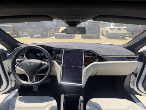 2016 Tesla Model S 90D