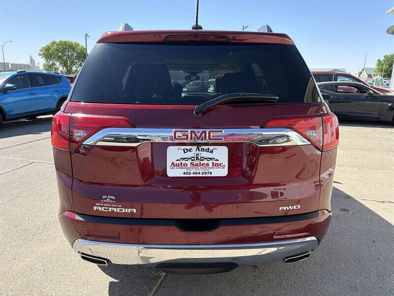 2017 GMC Acadia Denali