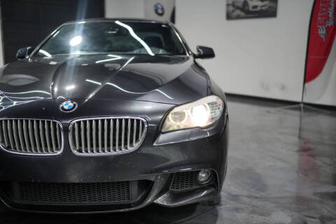 2012 BMW 5 Series 550i