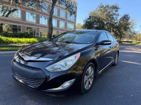 2013 Hyundai Sonata Hybrid for sale at Carlotta Auto Sales in Tampa FL