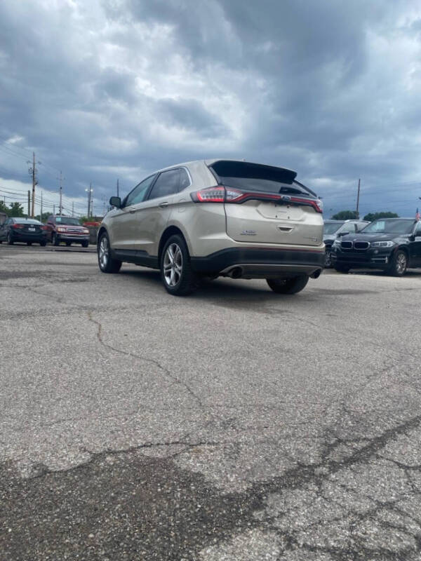 2017 Ford Edge Titanium