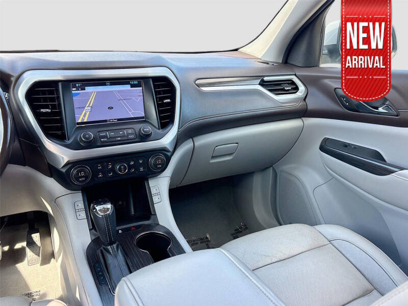 2019 GMC Acadia SLT-1