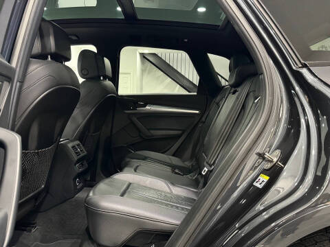 2020 Audi Q5 quattro Titanium Premium 45 TFSI