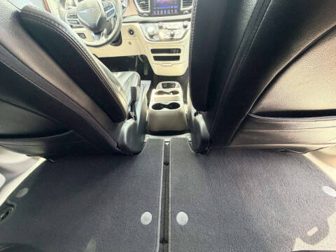 2017 Chrysler Pacifica Touring