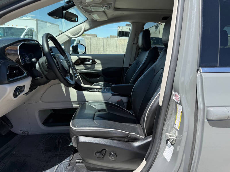 2023 Chrysler Pacifica Limited