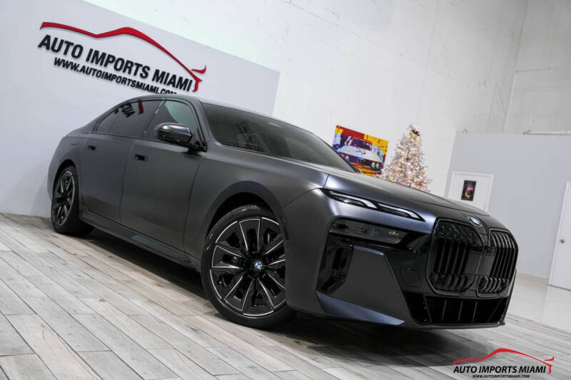 2025 BMW 7 Series 740i