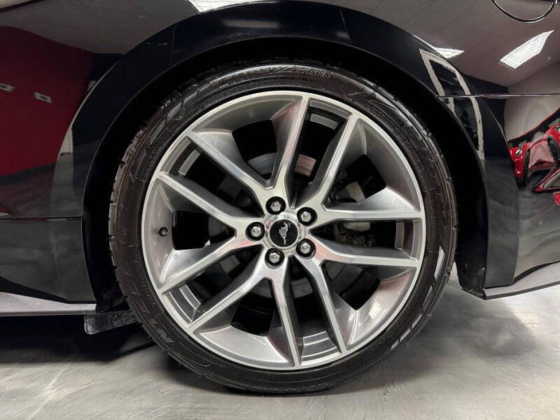 2017 Ford Mustang GT Premium