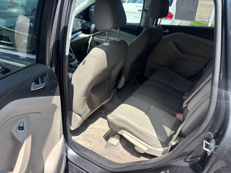 2016 Ford Escape SE