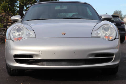 2003 Porsche 911 Carrera 4