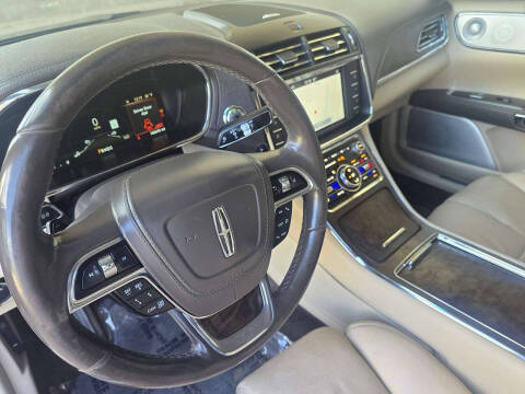 2017 Lincoln Continental Reserve