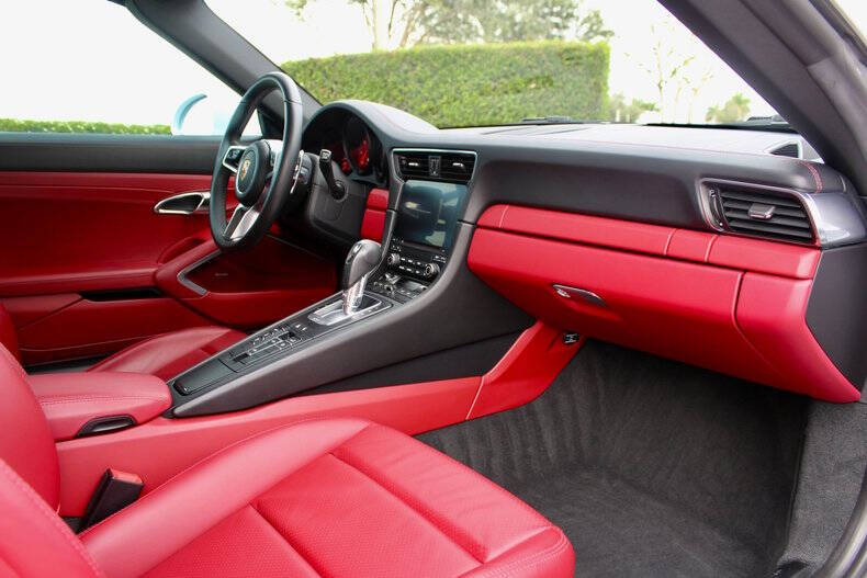 2018 Porsche 911