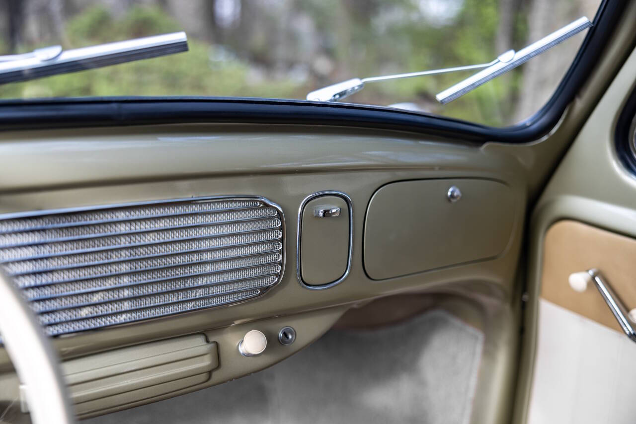 1955 Volkswagen Beetle 40