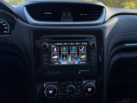 2017 Chevrolet Traverse LT