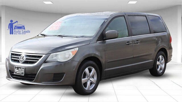 2010 Volkswagen Routan for sale at AUTO LEADS in Pasadena, TX