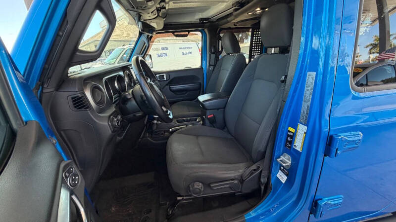 2021 Jeep Gladiator Willys