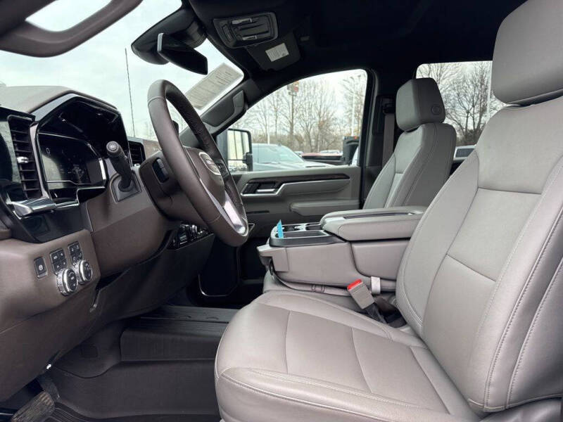 2025 GMC Sierra 2500HD