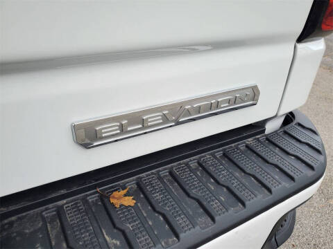 2026 GMC Sierra 1500 Elevation Standard