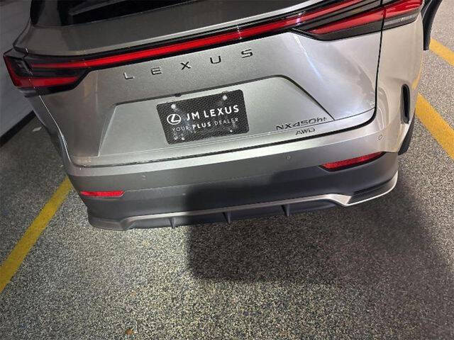 2025 Lexus NX 450h+ F SPORT Handling