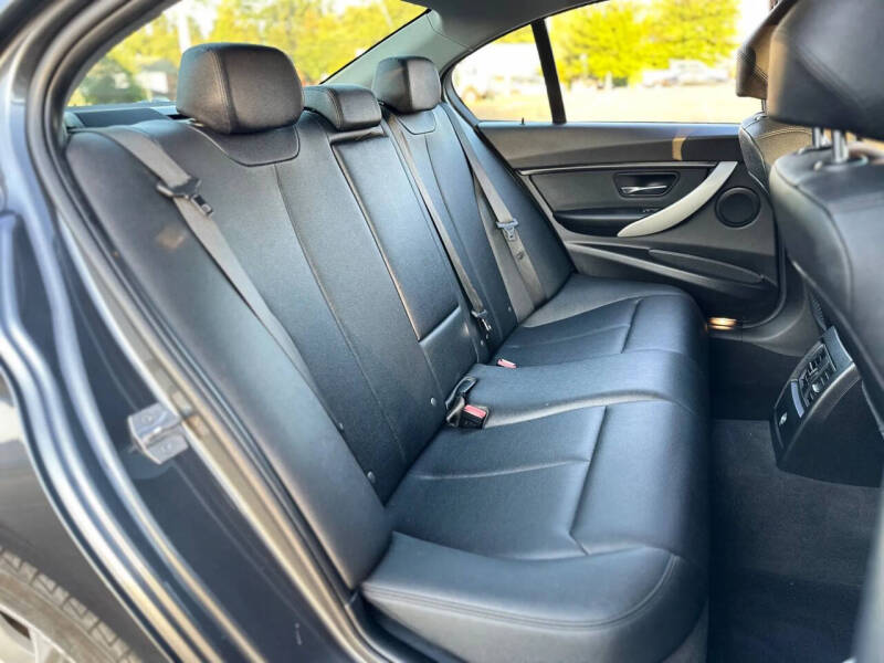 2018 BMW 3 Series 320i xDrive