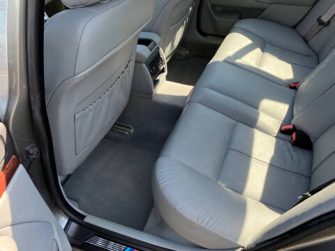 2002 BMW 5 Series 530i