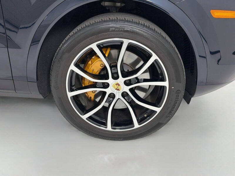 2023 Porsche Cayenne