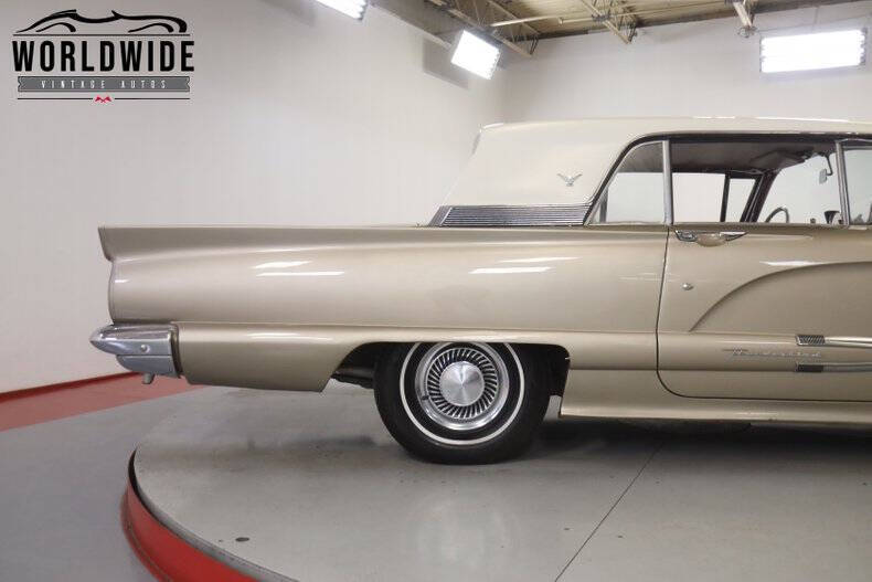 1959 Ford Thunderbird