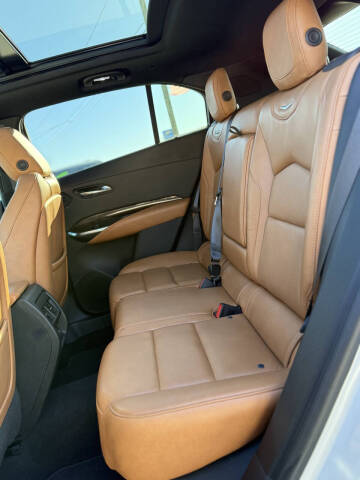 2019 Cadillac XT4 Premium Luxury