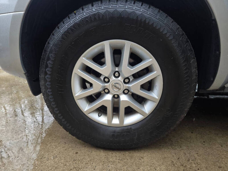 2017 Nissan Frontier SV