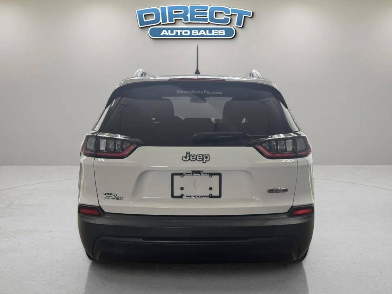 2019 Jeep Cherokee Latitude Plus 4dr SUV - White exterior view 5