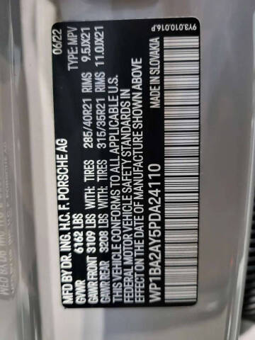 2023 Porsche Cayenne Coupe Platinum Edition