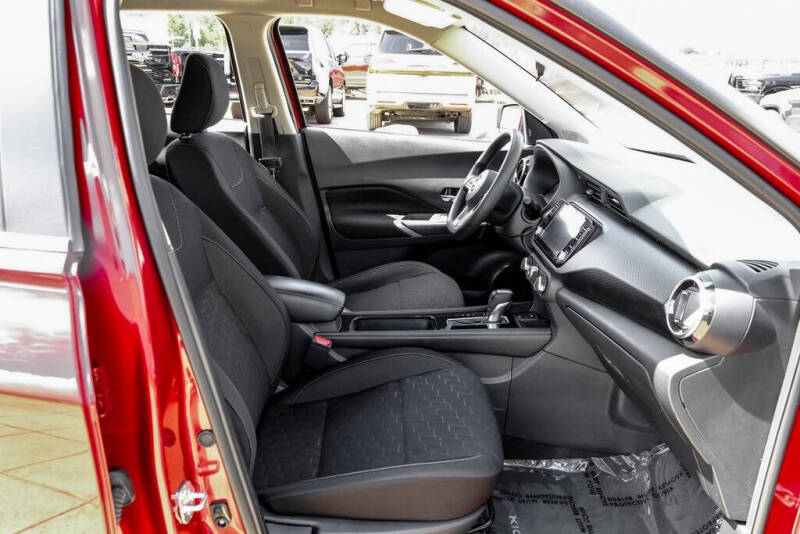 2023 Nissan Kicks SV