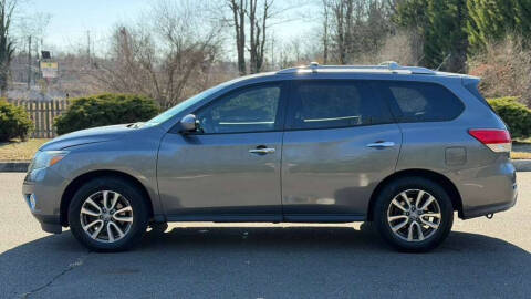 2015 Nissan Pathfinder SV