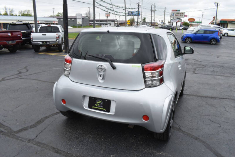 2013 Scion iQ