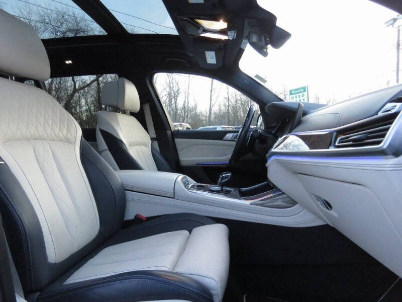 2019 BMW X7 xDrive50i
