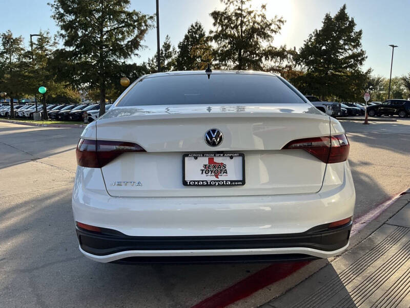 2024 Volkswagen Jetta S